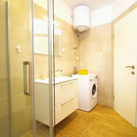 Apartman Nada דירה מורטר